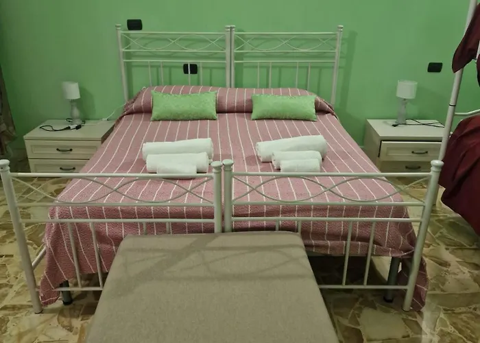 לינה וארוחת בוקר Lu Zezzu סאניקולה