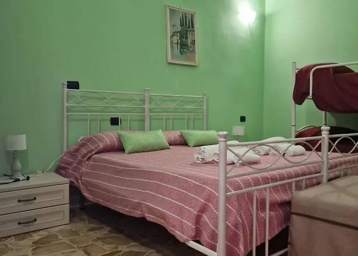 לינה וארוחת בוקר Lu Zezzu *