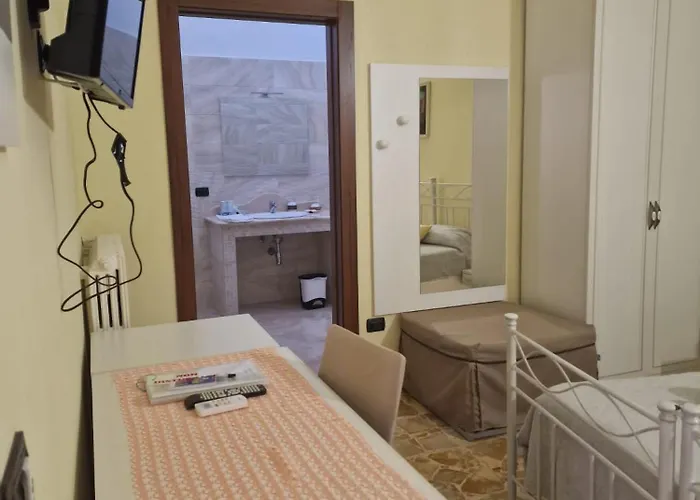 Lu Zezzu לינה וארוחת בוקר סאניקולה